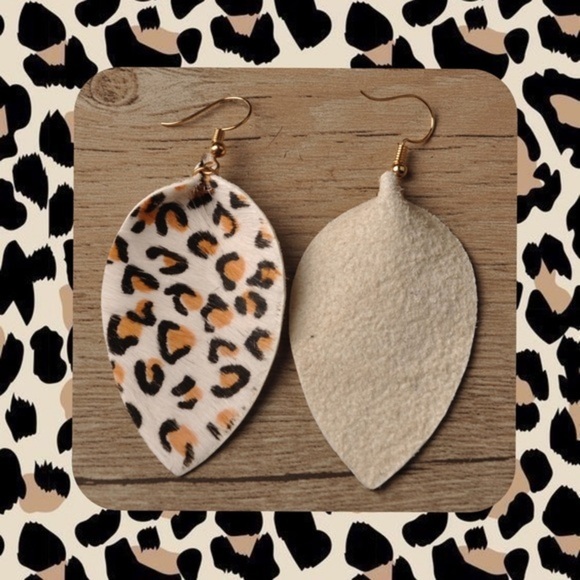 NWT Leopard Print Leather Dangle Earrings - Picture 7 of 7